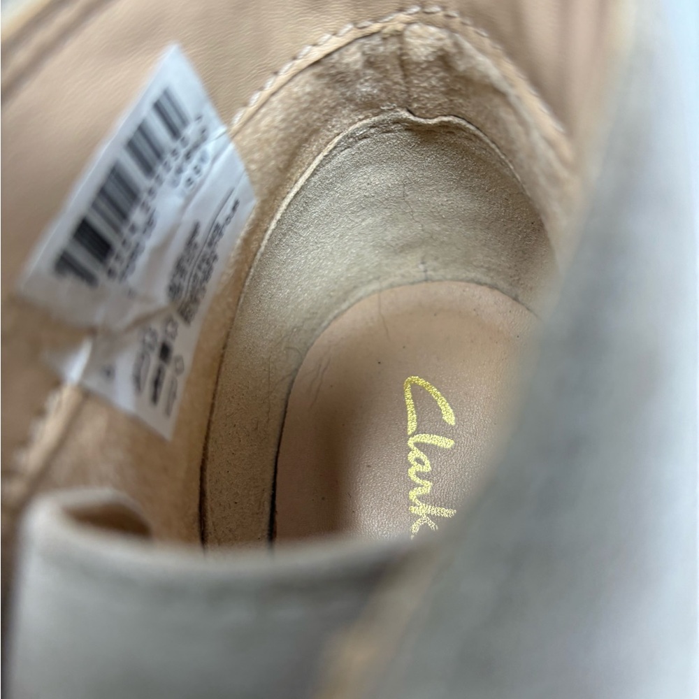 Clarks Boots - Picture 7 of 7